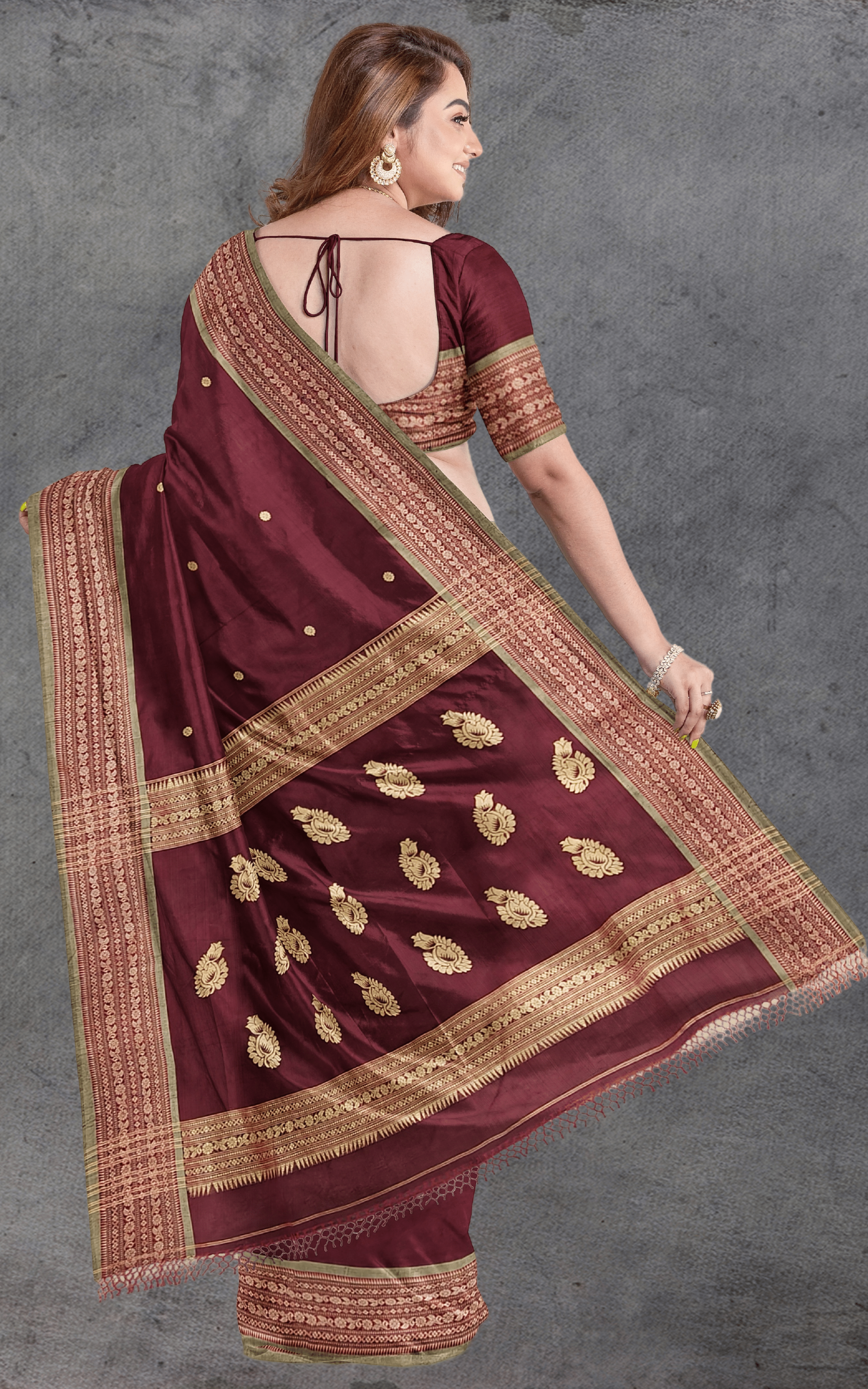 Divasutra Maroon and Beige Cotton Jacquard Saree