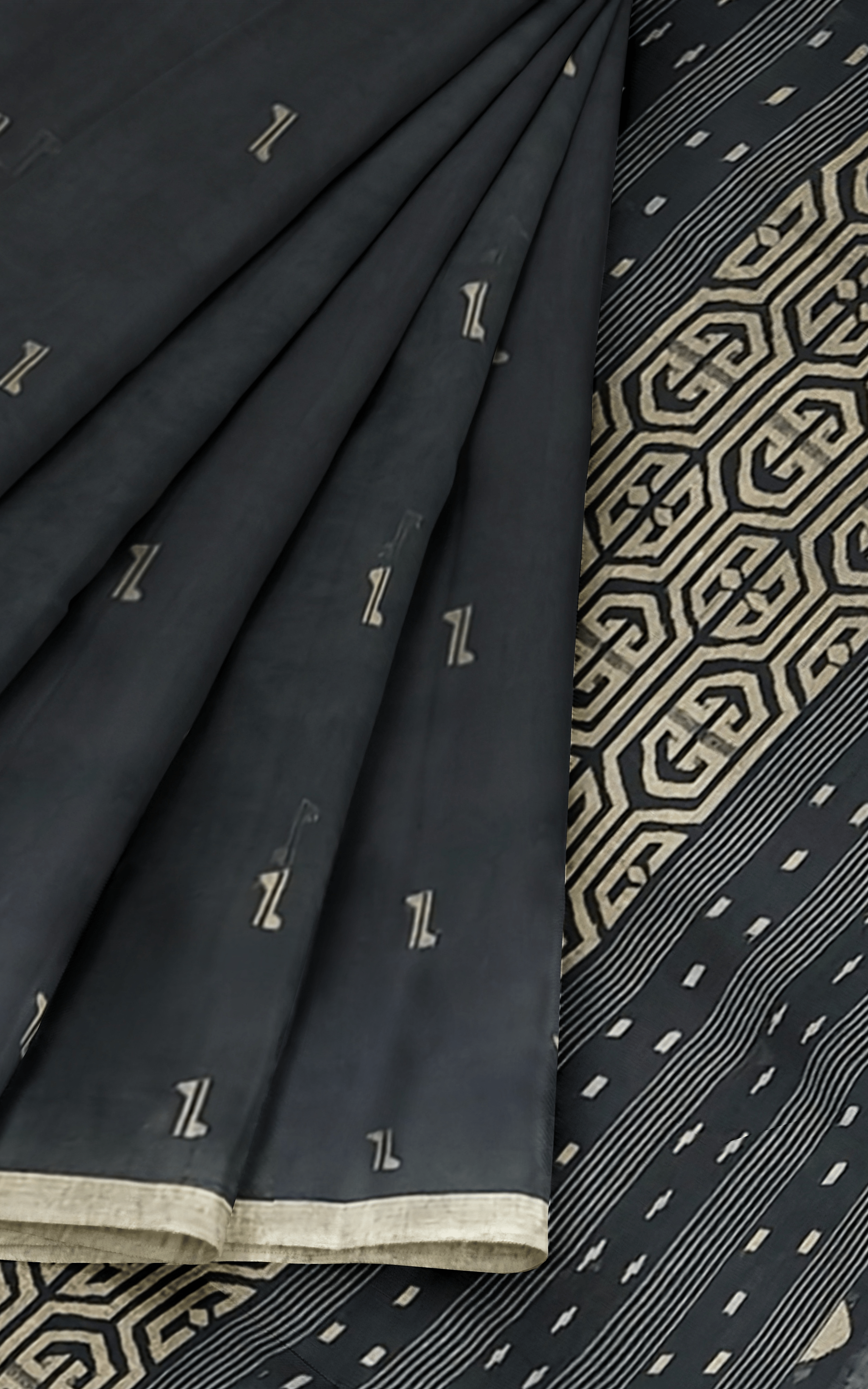 Divasutra Jet Black and Beige Cotton Jamdani Saree